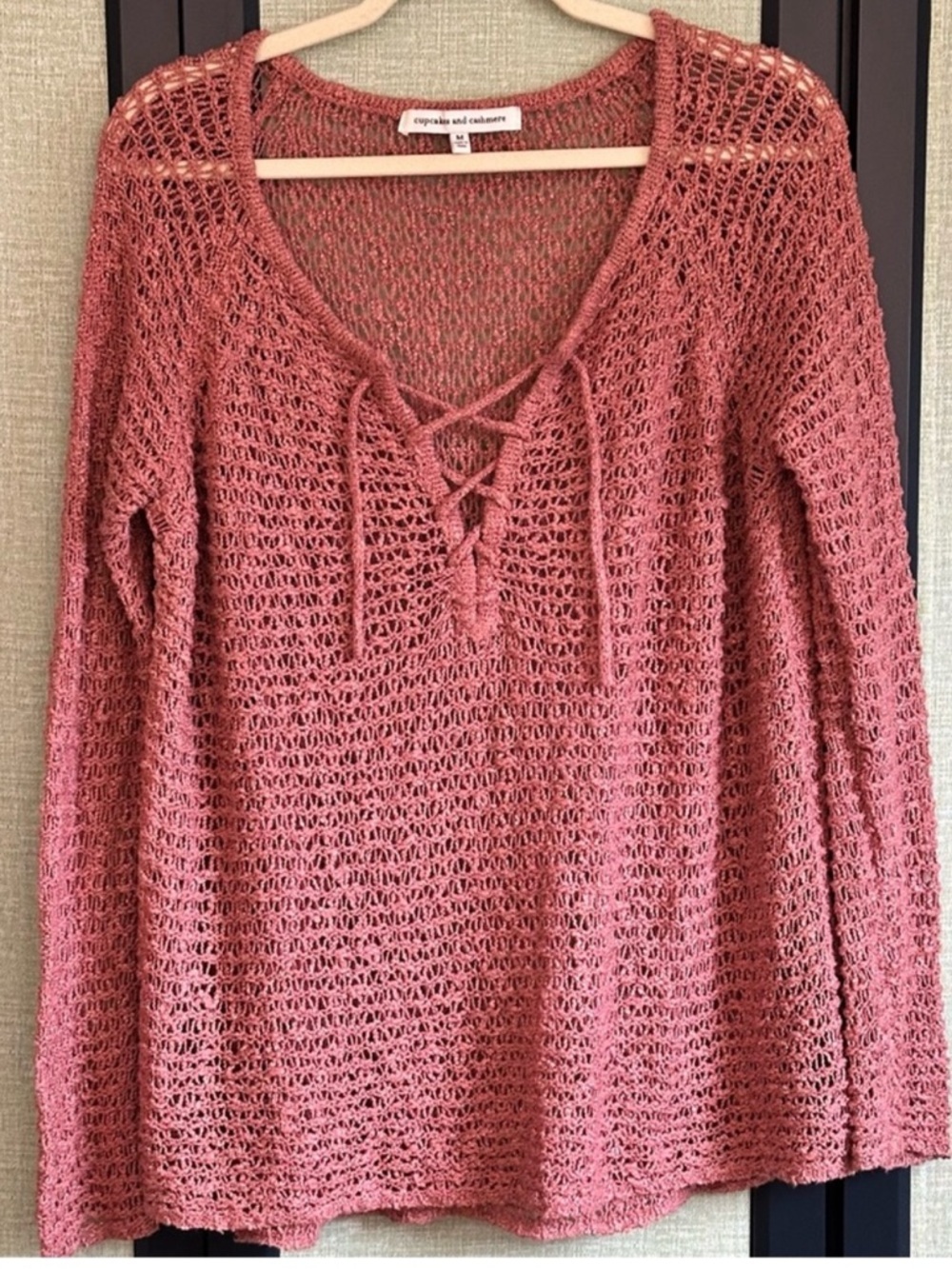 cupcakes & cashmere Dusty Rose Loose Knit Crochet Top/Cover Up, Like New, Size M